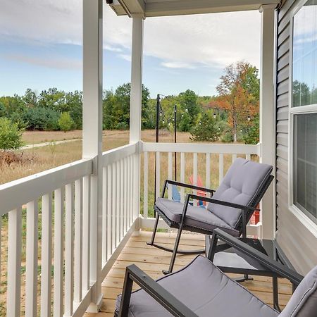 Family Home In Rapid City About 4 Mi To Torch Lake! Exterior foto